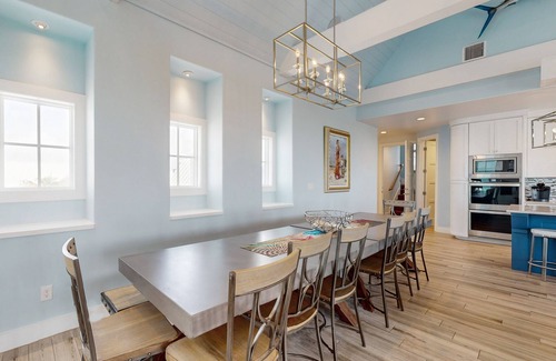 Port Aransas Casa | Palmilla Big Blue Gulf-front home with pool, spa, & scenic views of the beach