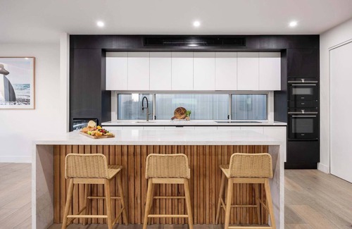 Dromana Casa | Palmira Retreat | Pool, Spa & Views