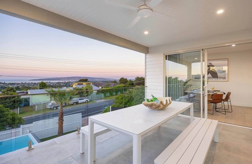 Dromana Casa | Palmira Retreat | Pool, Spa & Views