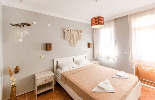Avlana Hotel | Palmiye Otel & Restaurant