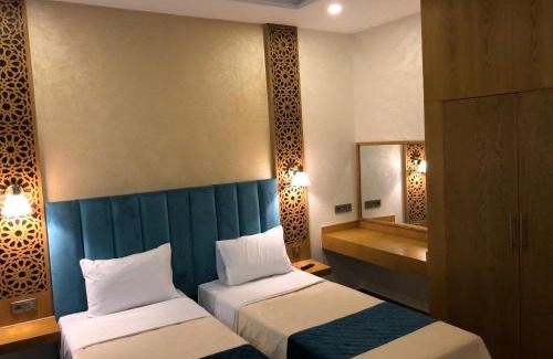 Anza Hotel | Palm’s Motel