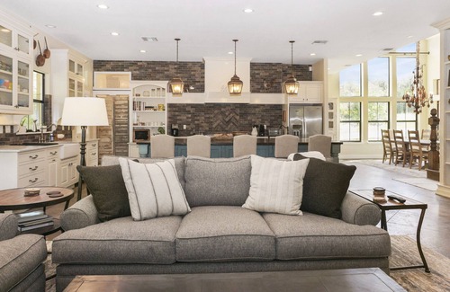Canyon Lake Casa | Hermosa Hill Country Home - Capacidad hasta 10 con vistas y espacio al aire libre increíble!