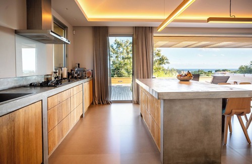 Porto-Vecchio Casa | Palombaggia - Villa "SUNTUOSA": Where Luxury Meets Privacy