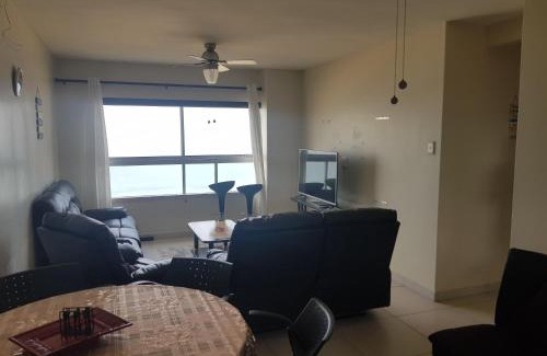 Kingsborough Apartamento | Pam's Beach Flat