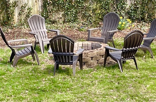 Greensboro Casa | Pamper Yourself in a Spa like home (Hot tub, Sauna, Mini-Gym) Great location!