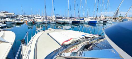 Castellammare Vucciria Alquiler De Eote | Panaby - House Boat