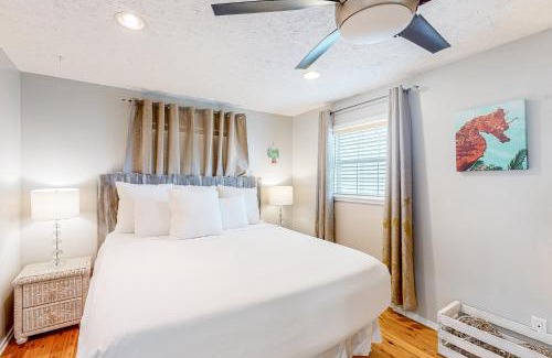 Biltmore Beach Casa | Panama City Cottage Comfort