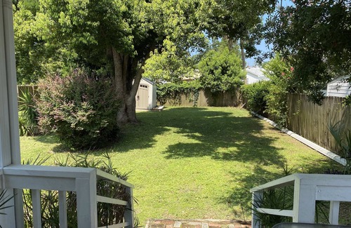 Panama City Cabaña | Panama City Florida Cottage to relax with friends and family by the Bay.
