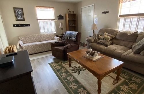Panama City Cabaña | Panama City Florida Cottage to relax with friends and family by the Bay.