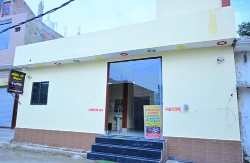 Haraiya Casa | Pandit Ji Palace And Restaurant