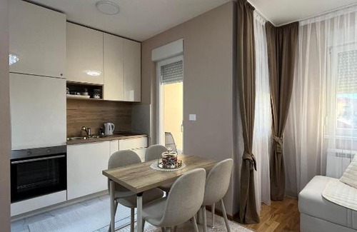Cacak Apartamento | PANDORA AVENY CACAK