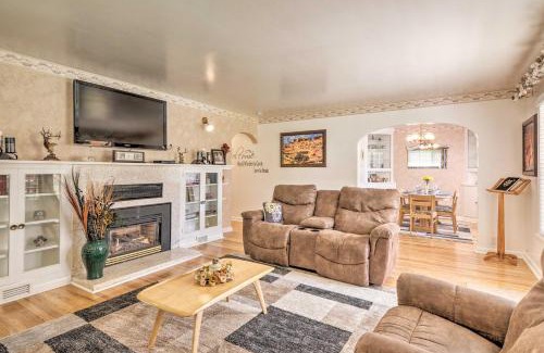 Panguitch Casa | Panguitch Home with Patio about 24 Mi to Bryce Canyon