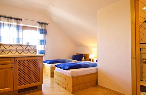 Pfarrkirchen im Muehlkreis Cama Y Desayuno | Panorama Studio, 2 persons - Gästehaus Pension Lang