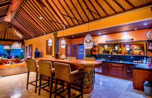 Melayang Villa | Panorama 4BR Villa Exclusive Presidential ZN58