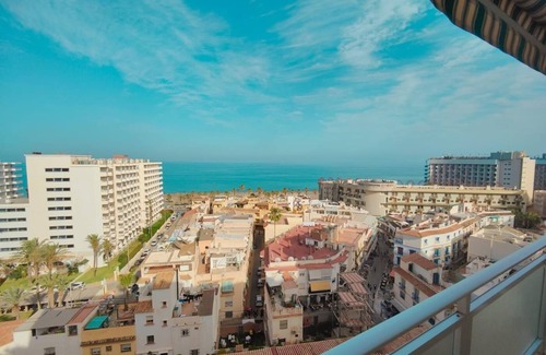 Torremolinos City Centre Apartamento | Panorama Apartment with Sea Views