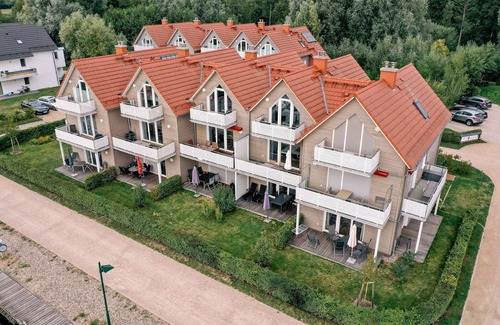Plau am See Apartamento | Panorama apartment "Leuchtturmblick", two terraces dog allowed. House 6 No 57