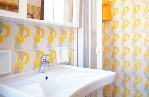 S'Archittu Apartamento | Panorama Blu - Three Bedroom Apartment, Sleeps 5