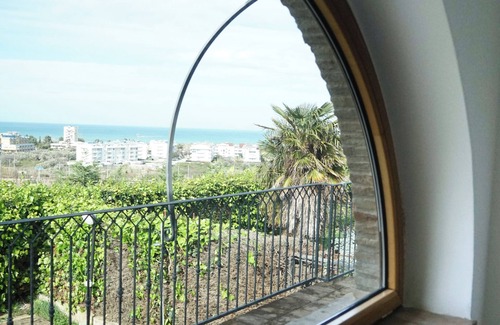 Marina di Vasto Apartamento | Panorama Rooms 2 about 1 km from the beach in San Salvo Marina