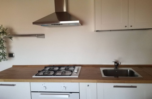 Fiorenzuola di Focara Apartamento | Ático panorámico entre verde y mar