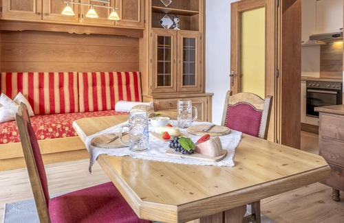 Hopfgarten im Brixental Apartamento | Panoramic Apartment, 500m to the ski bus