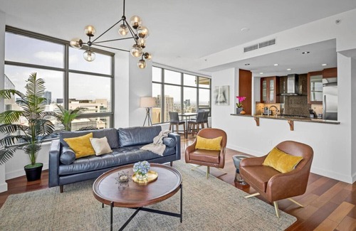 Columbia Condominio | Panoramic Bay & City Views *2BR*Pool*Gym*Parking