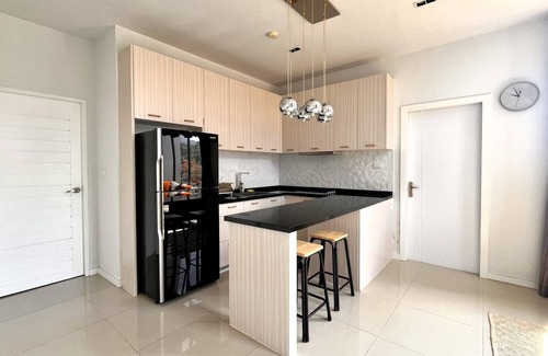 Kamala Apartamento | Panoramic mountain view penthouse at Icon Park