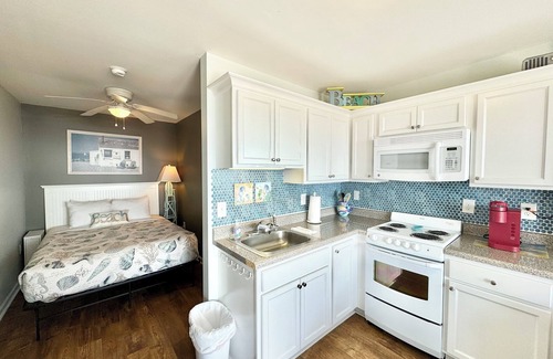 Atlantic Beach Condominio | ⛱️Panoramic Ocean & Pool View Studio🏄‍♀️Kitchen Pool WIFI🎣