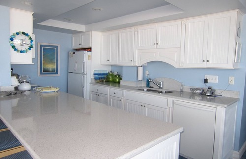 Bethany Beach Condominio | Vista panorámica del océano en todas las estaciones. Disfruta el Festival de Invierno de las Luces-Nov / Dic