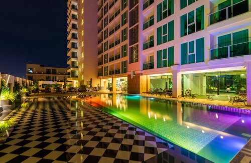 South Pattaya Condominio | Panoramic Sea, City And Mountain Views by City Garden Tower