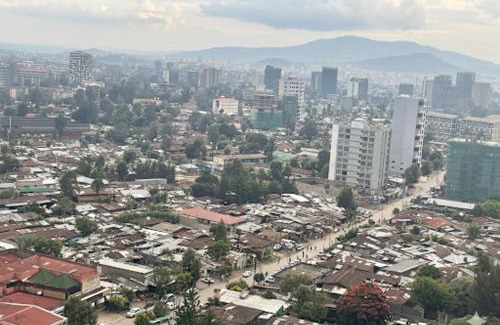 Kirkos Apartamento | Panoramic Three Bedrooms Apartment in Addis