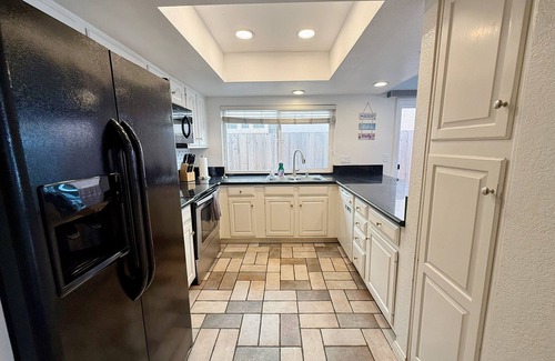 Crown Point Casa | Panoramic View Bayfront Gem 3BR