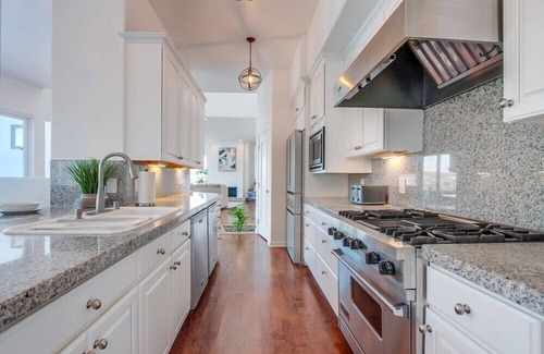 Country Club Casa | Panoramic View Estate * 3 Levels * 4 Outdoor Spaces
