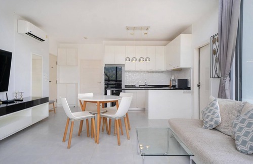Kamala Apartamento | Panoramic views in Kamala duplex apartment