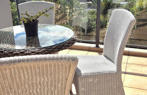 Welcome Bay Apartamento | Panoramic vista from city to the sea. Enjoy the opulence of gardens and space