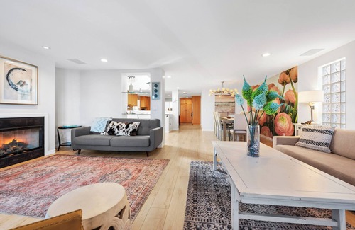 Hollywood Casa | Panoramic Water Views-Grand Hollywood Beach Haven!