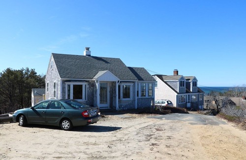 Wellfleet Cabaña | Panoramic Water Views with Beautiful Sunsets