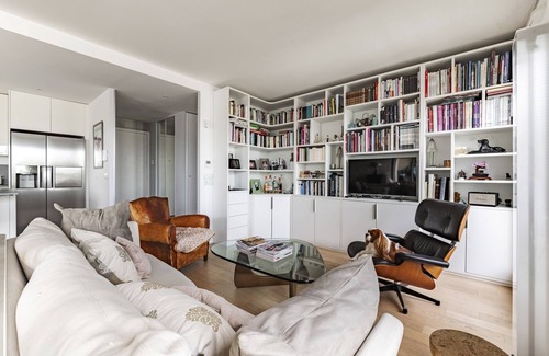 Levallois-Perret Apartamento | Panoramic Wonder, by Veeve