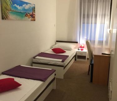 Novi Vinodolski Hotel | Pansion Ruža