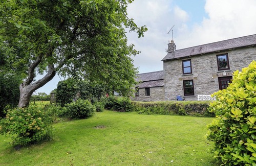 Llangranog Casa | PANT, pet friendly, country holiday cottage in Llangrannog