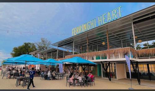 Batu Ferringhi Apartamento | Pantai Seaview Resort Batu Ferringhi 1801 - 3 Rooms