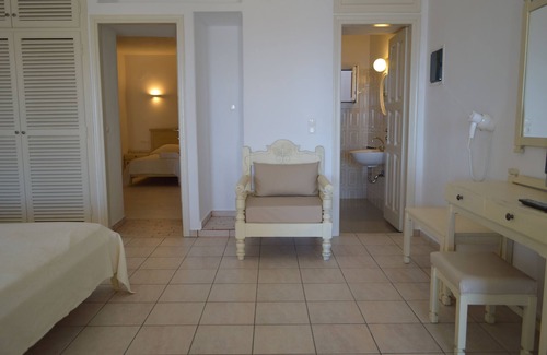 Agios Ioannis Casa | Panthea Residence