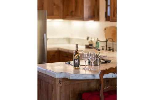 Santa Barbara County Cabaña | Papillion Rouge Stone Cottage