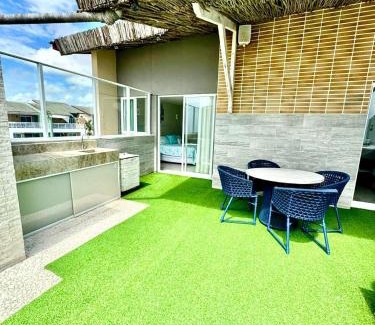 Porto das Dunas Apartamento | Paraíso Beach - Terramaris - Cobertura duplex frente mar, pé na areia, próximo ao Beach Park
