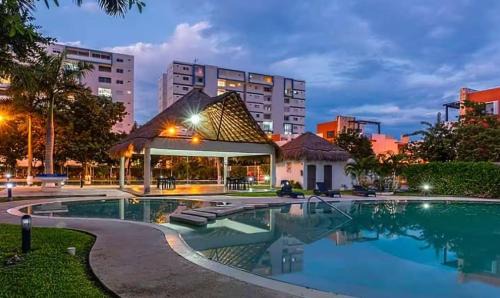 Jacinto Pat Apartamento | Paraíso Liverte Cancún 603