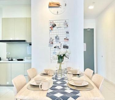 Johor Bahru Apartamento | Paradigm Residence 3BR Deluxe Suite Skudai by Luxecocoo CK