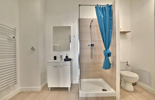 Saintes Apartamento | Paradis Bleu - Hypercentre, 4K TV, Netflix, Fibre