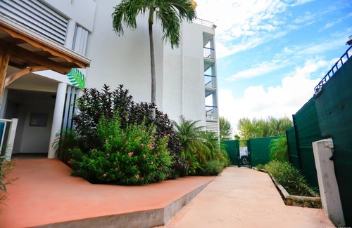 Pointe de la verdure Apartamento | EL ESTUDIO DEL PARAÍSO A 1 MINUTO DE LA PLAYA.