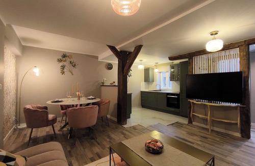 Gries Apartamento | Paradise and Love Room! Magnificent apartment with private spa room.