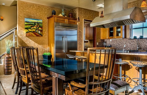 Sands Of Kahala Beach Casa | Paradise at Last - 7 HAB, 4. 5 BA Capacidad 18 - Casa frente al mar en Sands of Kahala