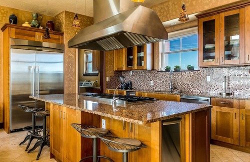 Sands Of Kahala Beach Casa | Paradise at Last - 7 HAB, 4. 5 BA Capacidad 18 - Casa frente al mar en Sands of Kahala